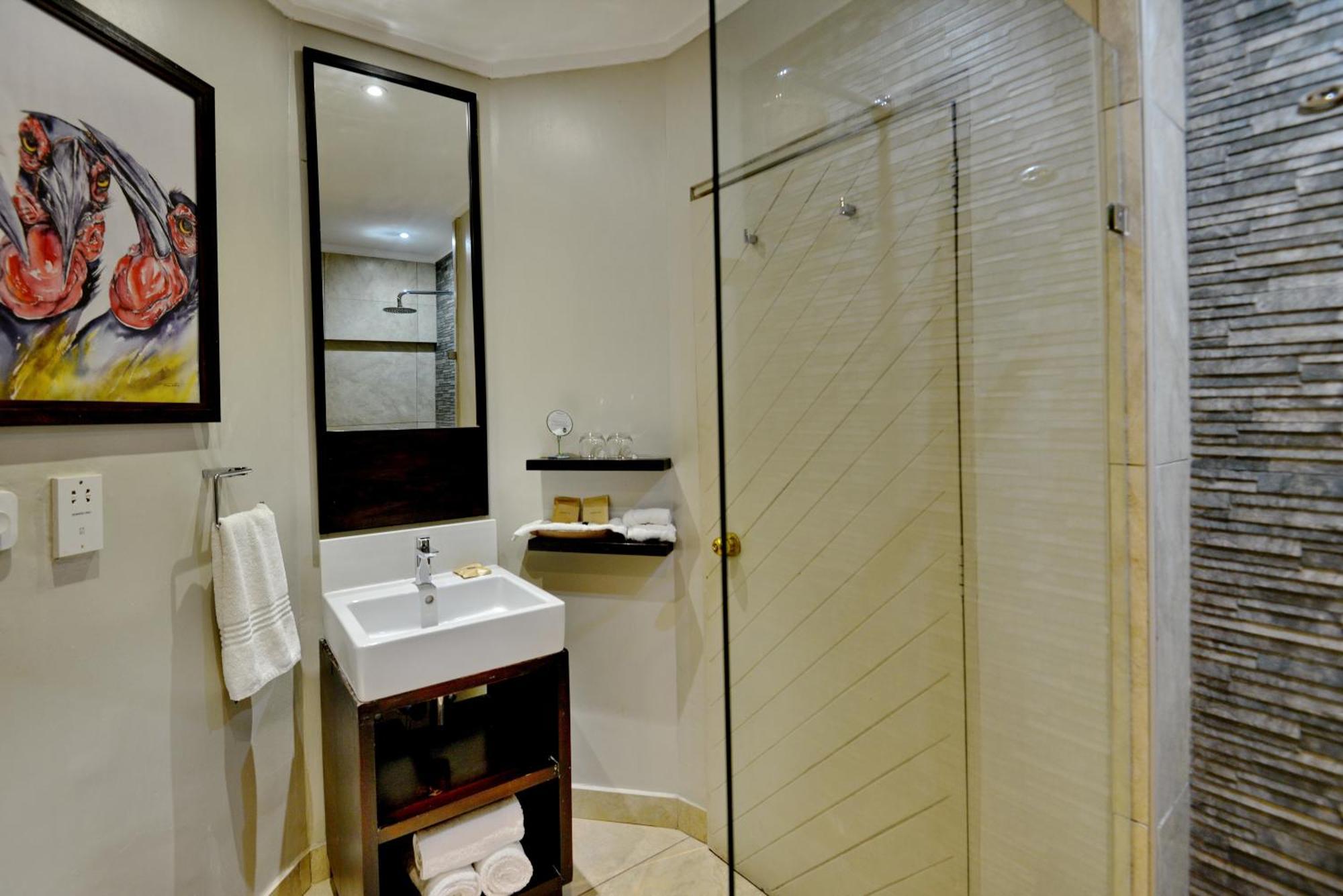 Double Room Waterhole View,1542780952:JPEG